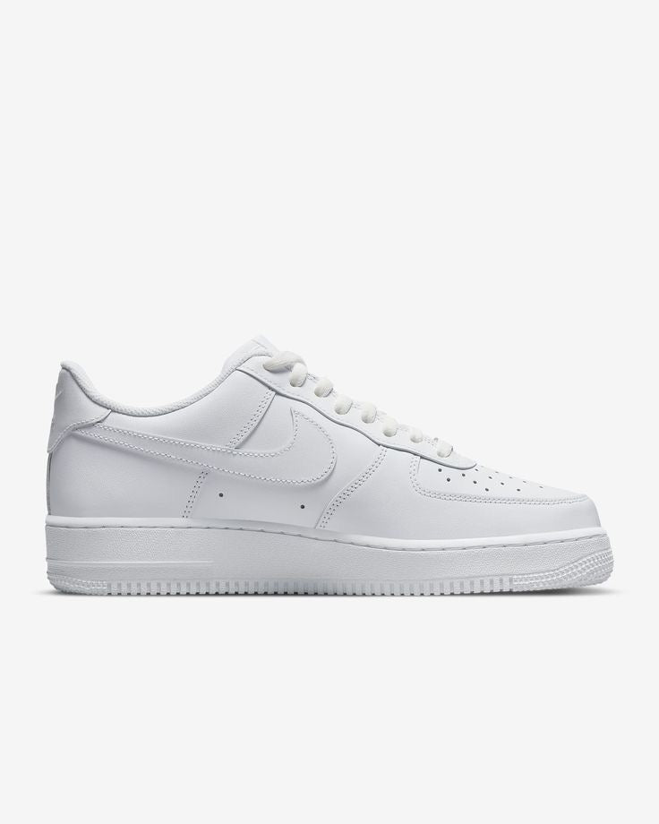 NIKE AIR FORCE 1 “white”